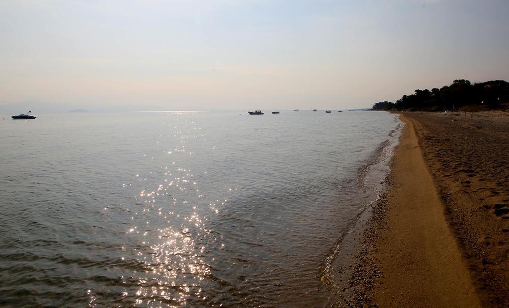 Beach Front Chanioti Polychrono Zewnętrze zdjęcie